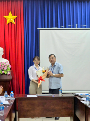 Trao Quyết định bổ nhiệm Phó Trưởng phòng Quản lý dự án 2 thuộc Ban Quản lý dự án đầu tư xây dựng tỉnh Tây Ninh