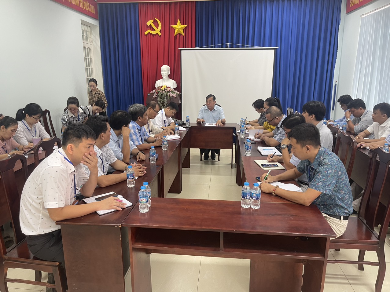 Tập thể Lãnh đạo Ban Quản lý dự án đầu tư xây dựng tỉnh Tây Ninh tổ chức kiểm điểm năm 2023